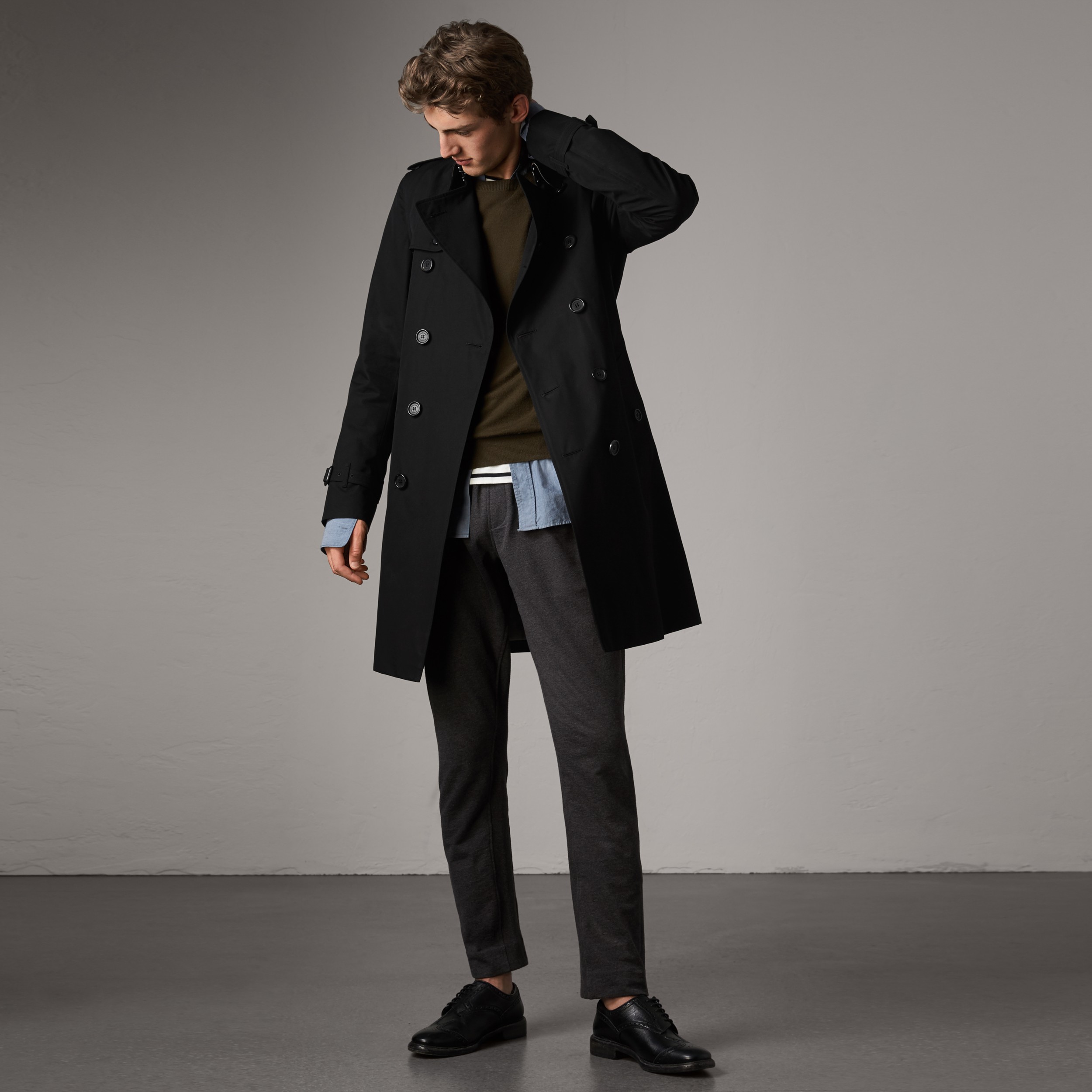 The Kensington – Long Trench Coat in Black | Burberry United States