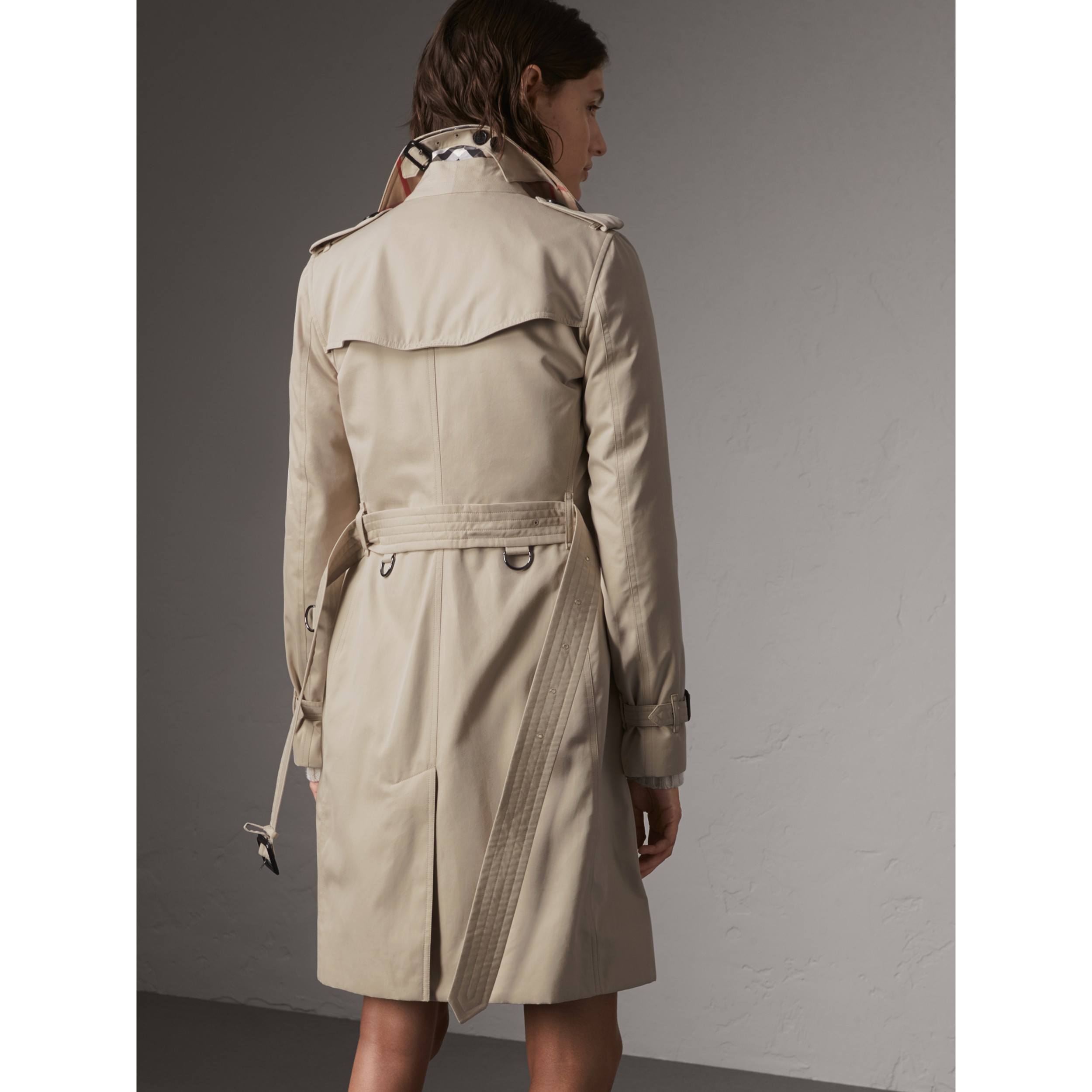 The Kensington – Long Trench Coat in Stone - Women | Burberry United States