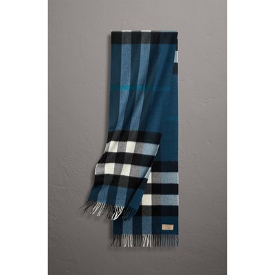 The Large Classic Cashmere Scarf in Check in Marine Blue | Burberry ...