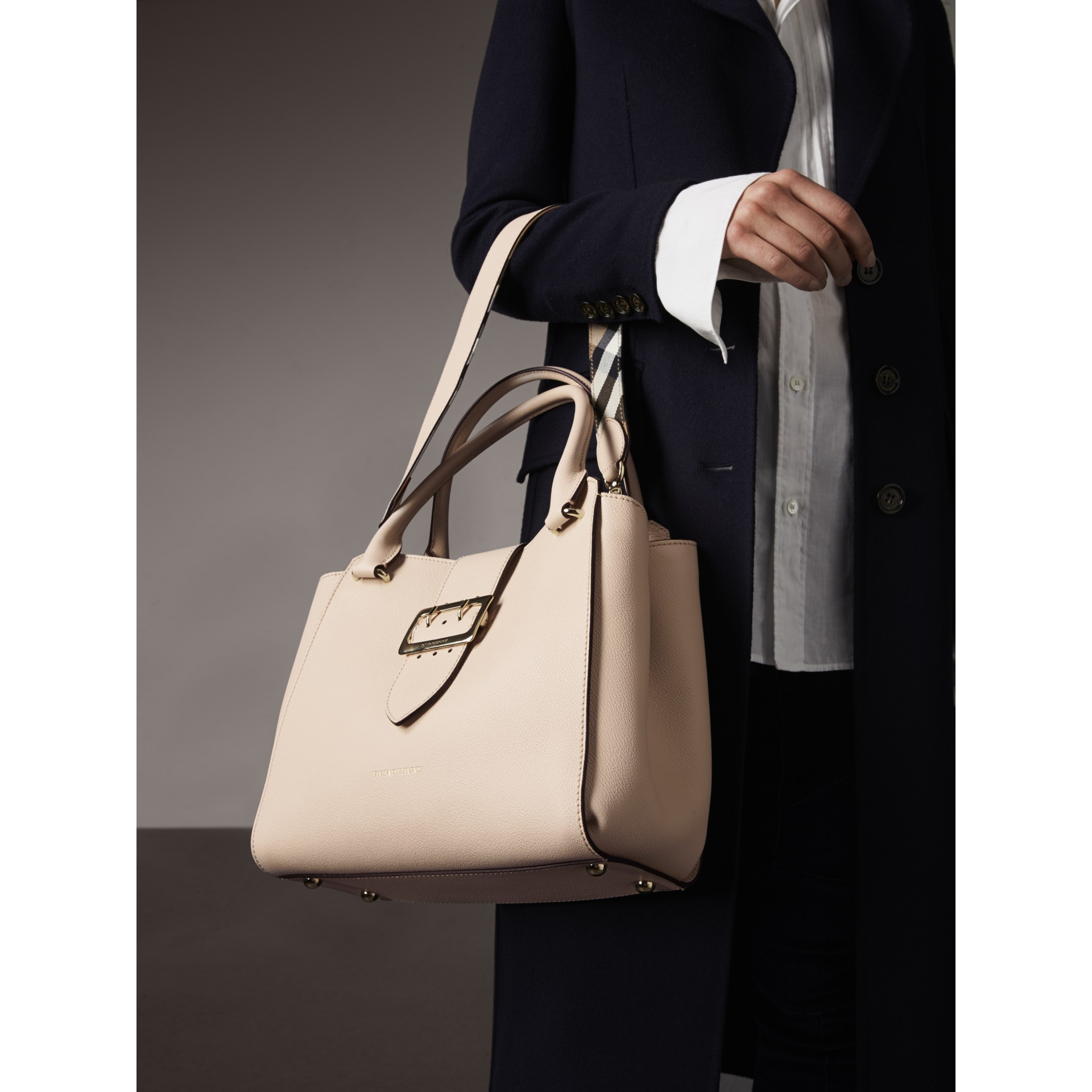 The Medium Buckle Tote in Grainy Leather in Limestone - Women ...