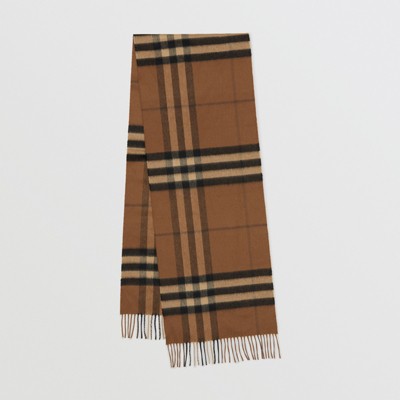 tan burberry scarf
