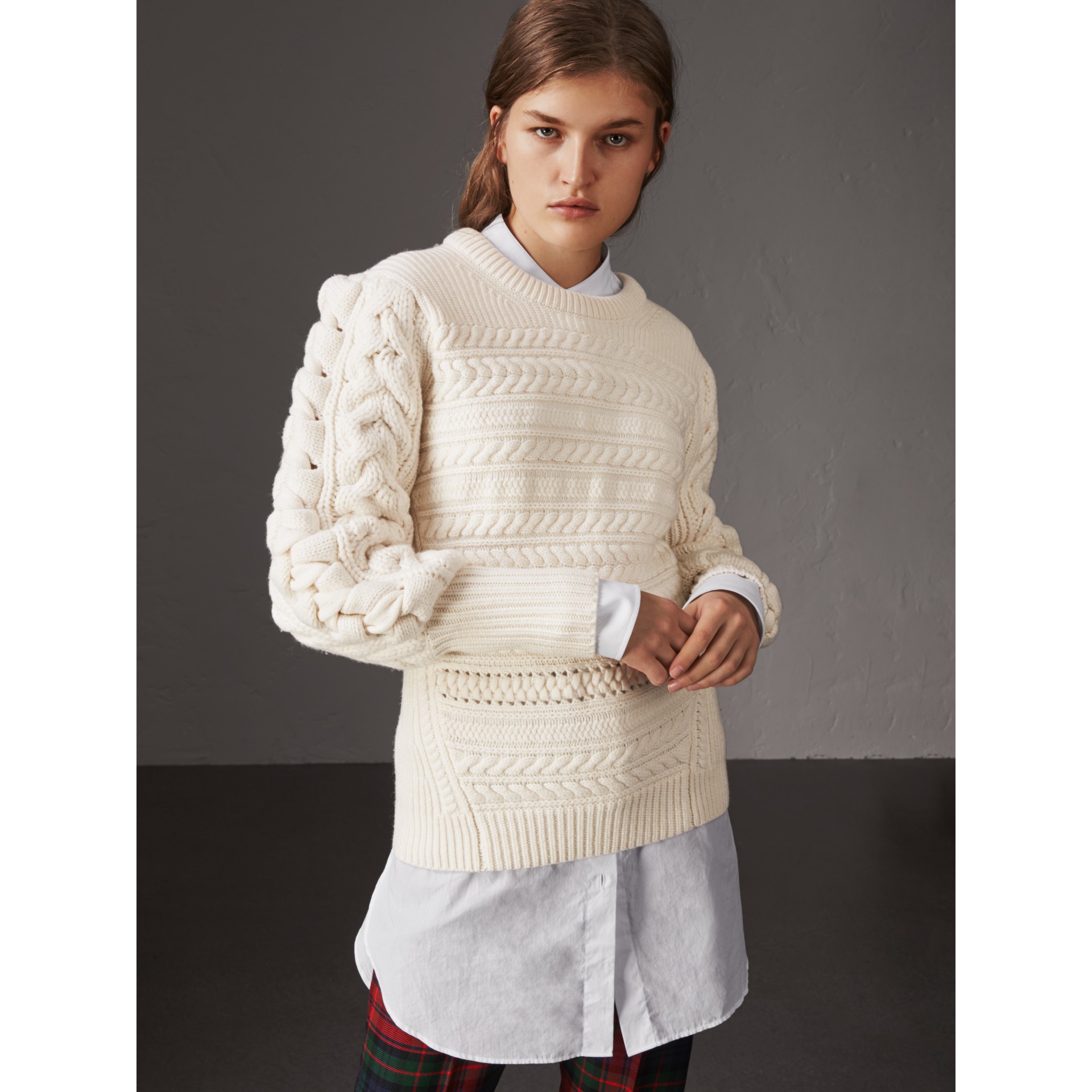 Cable Knit Wool Cashmere Sweater in Natural White Women Burberry